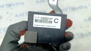Computer, immobilizer Toyota Prius V 12-16 with bracket