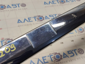 Rear bumper molding Nissan Pathfinder 13-16 prerest chrome, sand, minor scratches, broken fasteners