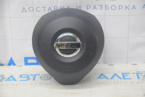 Airbag in steering wheel driver Nissan Leaf 18-22 black scratches