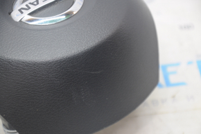 Airbag in steering wheel driver Nissan Leaf 18-22 black scratches