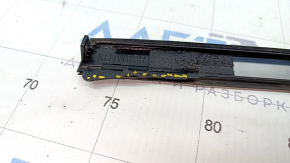 Upper rear right door molding Mazda CX-5 17 - broken fastening