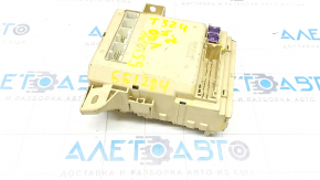 Fuse box under the dashboard Toyota Camry v40 broken housing, cracks