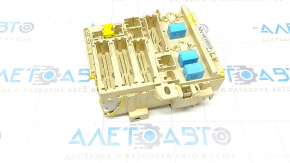 Fuse box under the dashboard Toyota Camry v40 broken housing, cracks