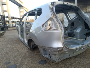 Quarter wing rear left Nissan Rogue 14-20 on the body, silver, dent, bump