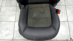 Passenger seat Mazda CX-5 17- without airbag, black leather, Alcantara insert, mechanical with heating, driftwood, dented, for dry cleaning