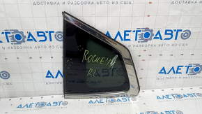 Window blind glass rear left Nissan Rogue 14-20 scratches on chrome, scratches on glass