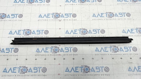 Rear left inner glass seal Mazda CX-5 17-