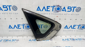 Window blind glass rear left Nissan Altima 13-18 scratches on chrome