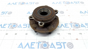 Front left hub Mazda CX-5 17 - rusty, play, bearing hums