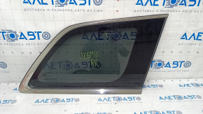 Window blind glass rear right Jeep Cherokee KL 14-18 chrome scratches on chrome