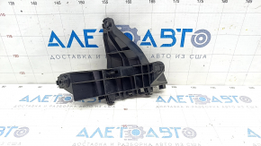 Rear bumper mount under the left light Toyota Venza 21-