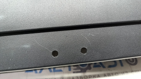 Toyota Venza 21 trunk tray - scratches