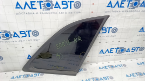 Window blind glass rear right Kia Sorento 10-15 black scratches on glass