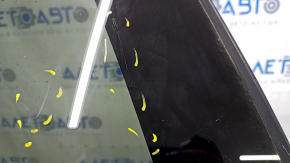 Window blind glass rear left Toyota Highlander 14-19 chrome scratches on chrome, scratches on glass