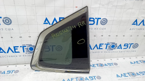 Window blind glass rear right Nissan Rogue 14-20 scratches on chrome, scratches on glass