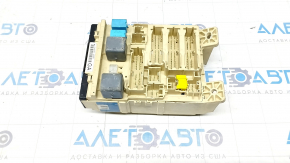 Left dash fuse box Lexus RX400h 06-09 broken fasteners, fracture