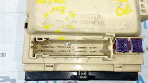 Left dash fuse box Lexus RX400h 06-09 broken fasteners, fracture