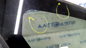 Window blind glass rear right Dodge Journey 11- tinting scratches on glass