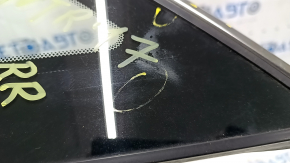 Window blind glass rear right Nissan Sentra 13-19 scratches on chrome, scratches on glass
