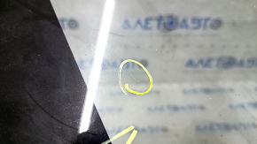 Window blind glass rear right Nissan Murano z50 03-08 scratches on glass