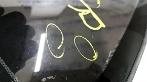 Window blind glass rear right Nissan 350z scratch on glass