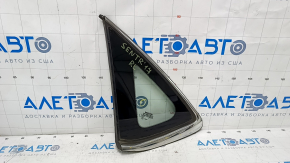 Window blind glass rear left Nissan Sentra 13-19 scratches on chrome, scratches on glass