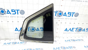Window blind glass rear right Nissan Rogue 14-20 scratches on chrome, scratches on glass