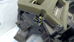 Heater assembly Dodge Challenger 09- broken fasteners