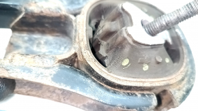 Mazda CX-5 17- awd rear engine mount rusty, cracked