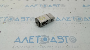 Subaru b9 Tribeca air conditioner heater valve