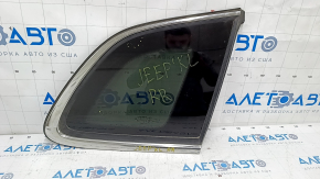 Window blind glass rear right Jeep Cherokee KL 14-18 chrome scratches on chrome, scratches on glass
