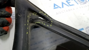 Window blind glass rear right Dodge Challenger 09-14 rubber break in the corner, scratches on the glass