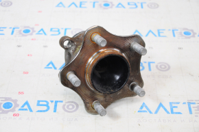 Rear right hub Nissan Leaf 18-