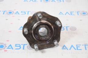 Front left hub Nissan Leaf 18-
