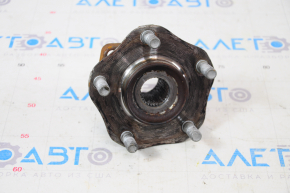 Front right hub Nissan Leaf 18-
