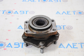 Front right hub Nissan Leaf 18-