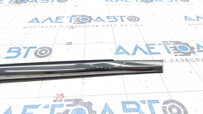 Molding door-glass central front left Toyota Venza 21- chrome, dented
