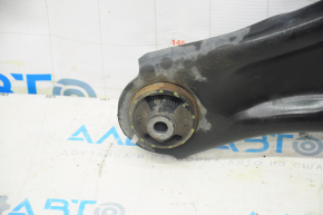 Lower front left arm Nissan Leaf 18 - cracked silent block