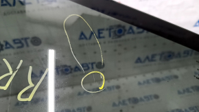 Window blind glass rear right Jeep Patriot 11-17 scratches on glass