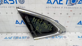 Window blind glass rear left Chevrolet Malibu 16- scratches on chrome, scratches on glass