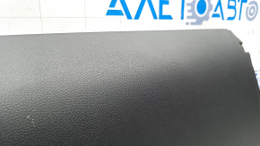 Floor trim rear center Toyota Venza 21- black, scratch