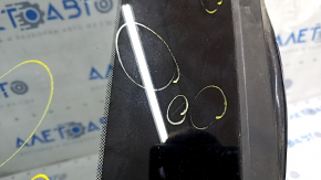 Window blind glass rear left Subaru b9 Tribeca scratches on glass, missing molding fragment