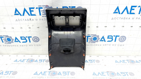 Rear center console trim Toyota Venza 21 - scratches