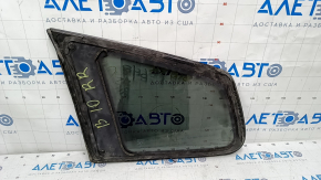 Window blind glass rear right Subaru b10 Tribeca scratches on glass