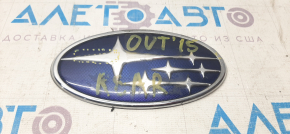 Subaru Outback 15-19 tailgate emblem minor scratches, chrome inside peeling, dent on chrome