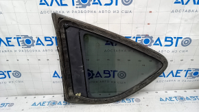 Window blind glass rear right Subaru b9 Tribeca scratches on glass, tear of seal