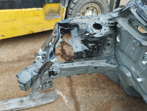 Front right quarter Toyota Venza 21 - black, on the body, dented side member