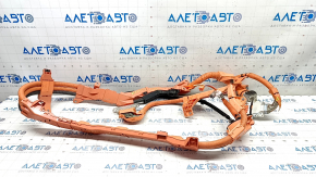 High-voltage cable to the battery Toyota Venza 21 - through the entire body, the housing of the connector is broken