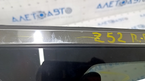 Window blind glass rear right Nissan Murano z52 15- chrome scratches on chrome, scratches on glass