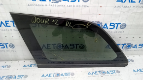 Window blind glass rear left Dodge Journey 11- tinting scratches on glass